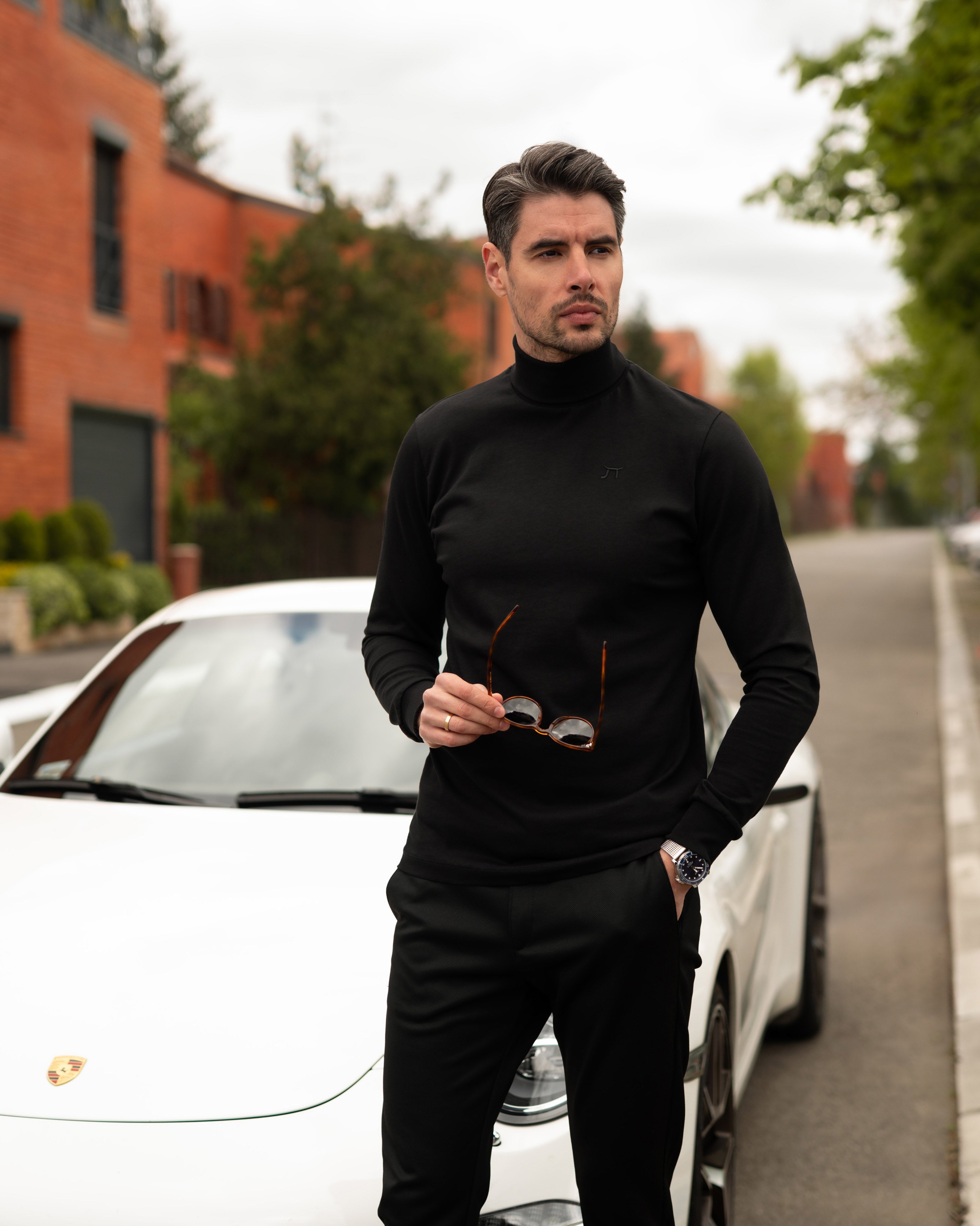 LAZARE™ ROLLNECK MAJESTÉ - BLACK