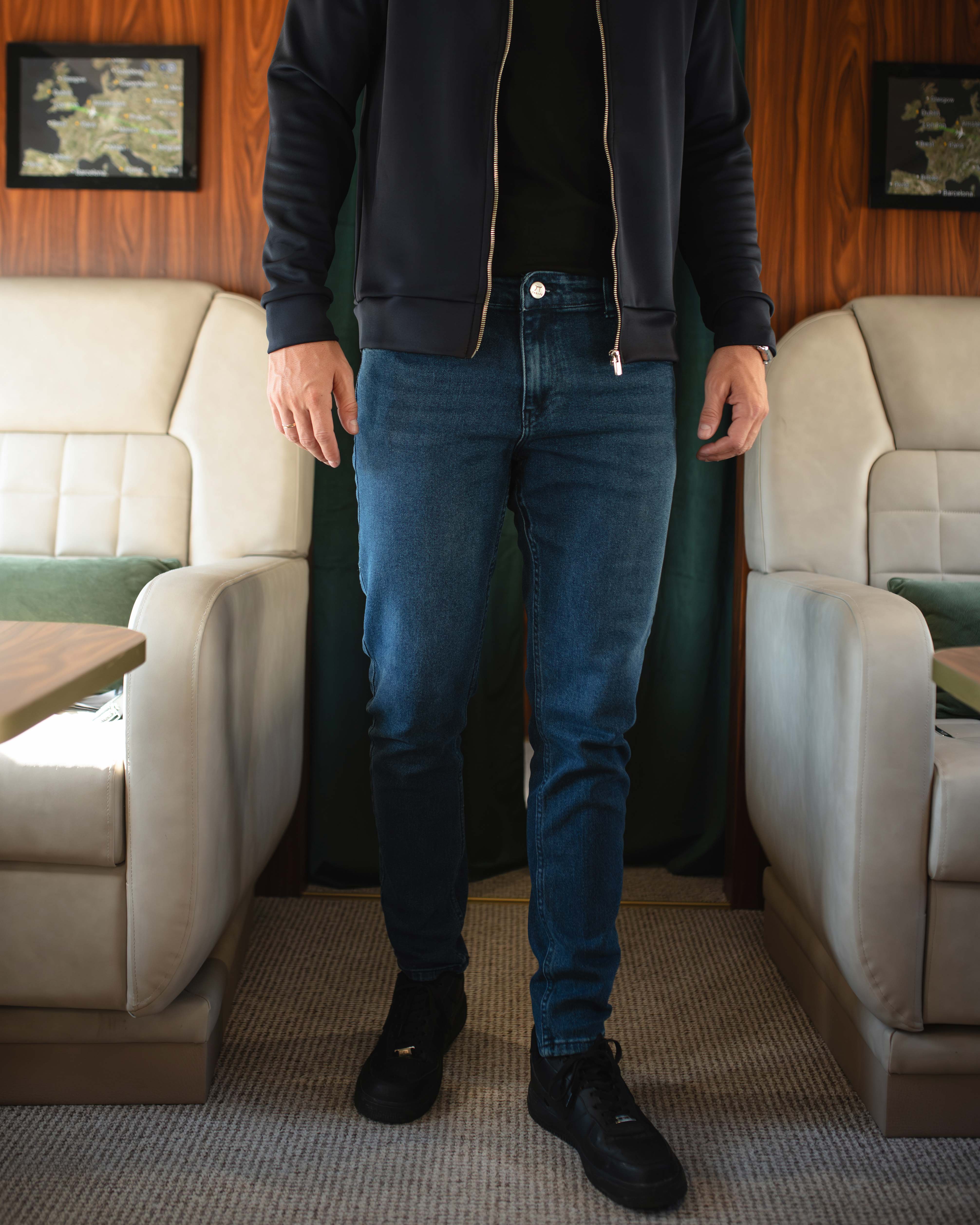 LAZARE™ CLASSIC JEANS - DARK TEXAS